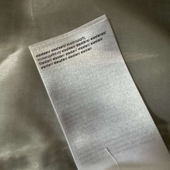 Escada Nakarana Black and White Peplum Sleeveless Top - Size 42 - EUC - Picture 6 of 7